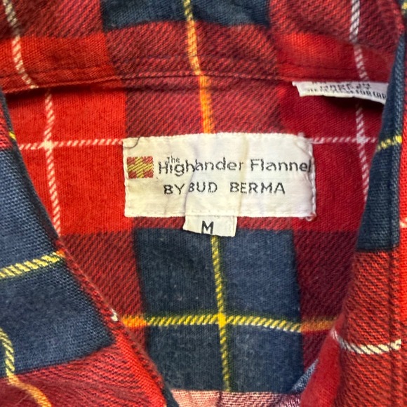 The Highlander Flannel by Bud Berma Red Navy Yellow Plaid Button Up Shirt Size M - Picture 6 of 8